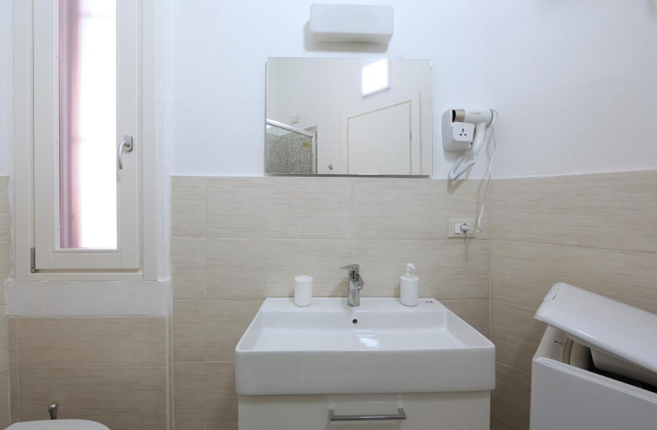 Casajulienne Apartment Milan Exterior photo